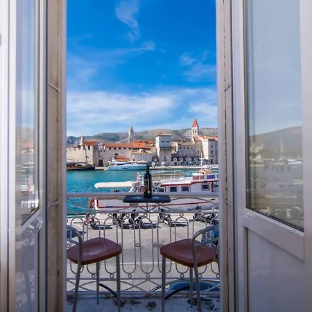 Liza Bed & Breakfast Trogir